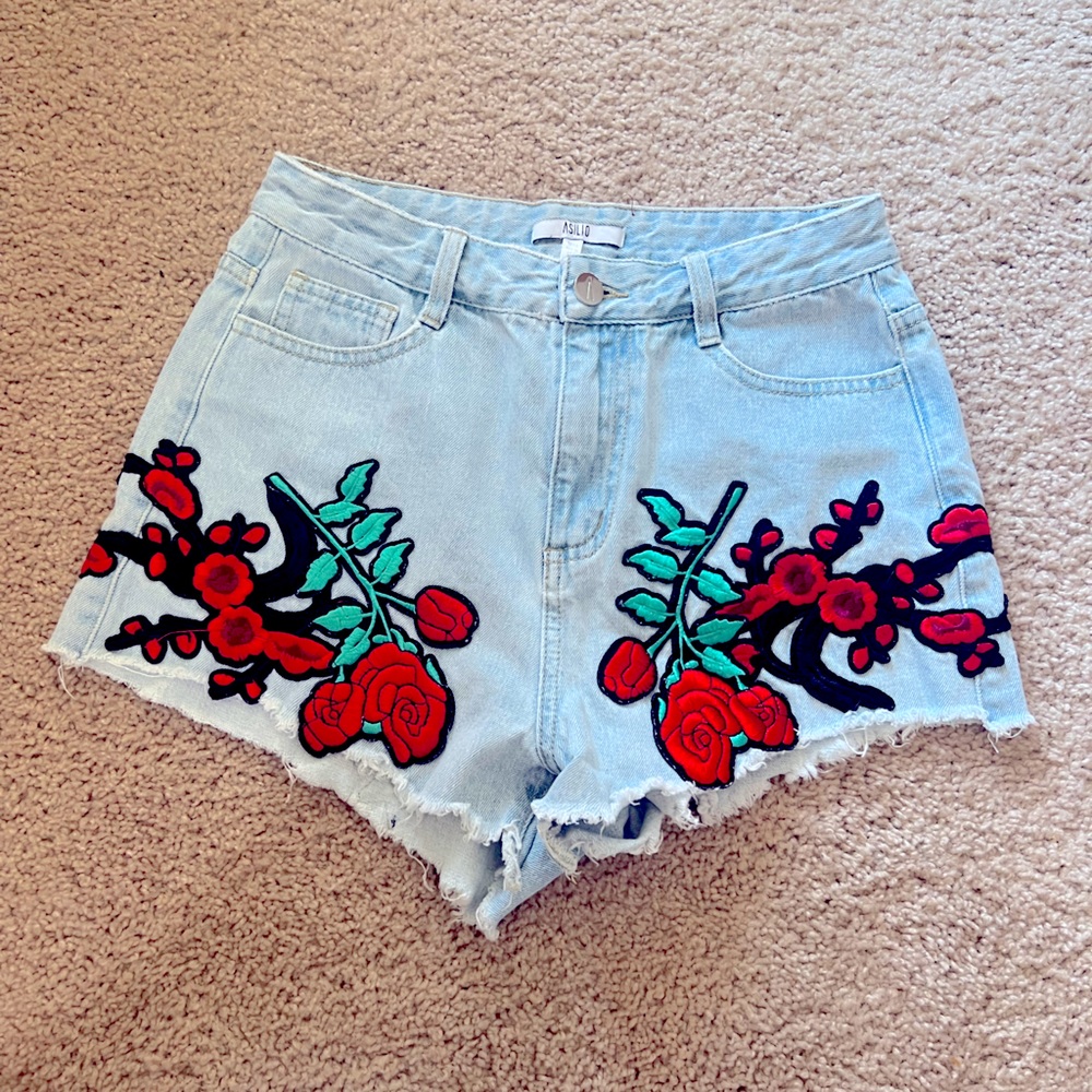 Asilio Women’s Floral Embroidered Jean Shorts